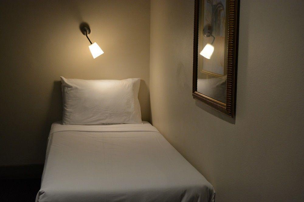 City Square Motel Мельбурн Экстерьер фото