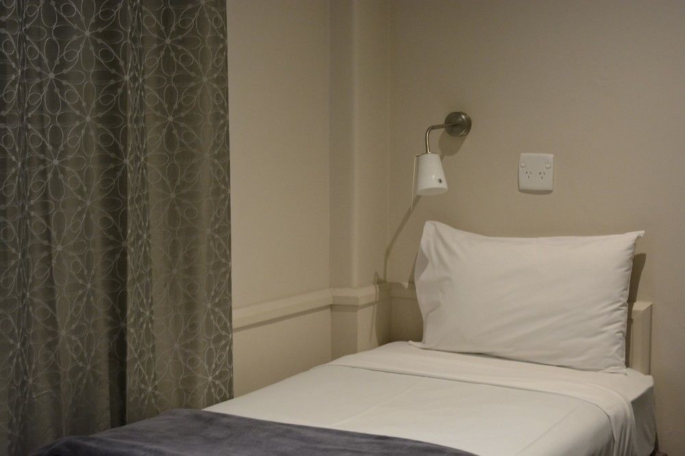 City Square Motel Мельбурн Экстерьер фото